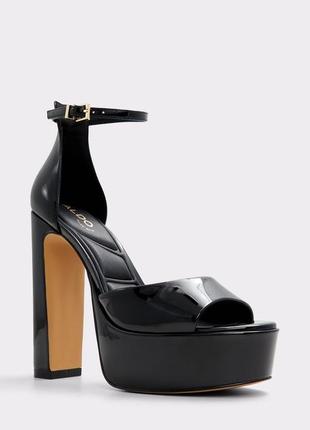 Босоножки 39р aldo