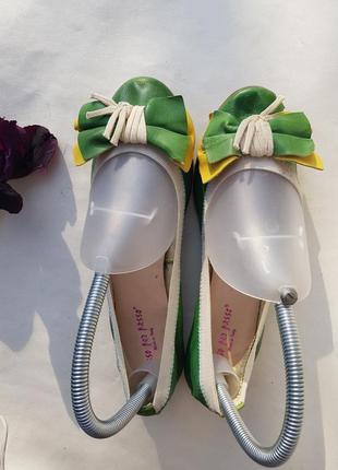 Милые симпатичные оригинальные зеленые кожаные итальянские балетки туфельки2 фото