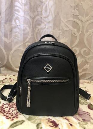 Рюкзак зручний