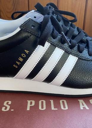 Кроссовки фирмы. adidas2 фото