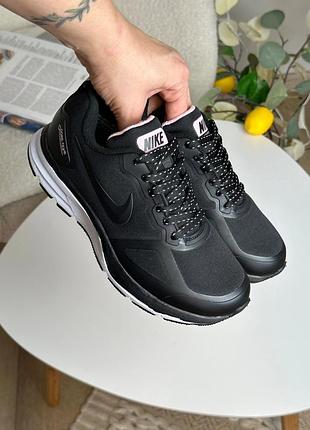 Стильные кроссовки на холодную осень, внутри термо подкладка, верх водоотталкивающая ткань