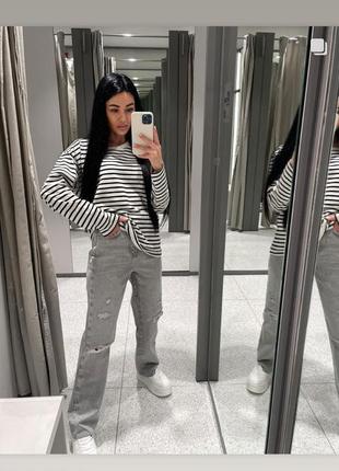 🖤straight fit🖤 высокая посадка <unk> прямые <unk> с потертостями <unk> удлиненная модель очень крутые и базовые 👌🏻