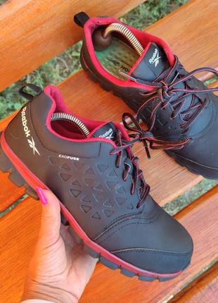 Робочі кросівки reebok