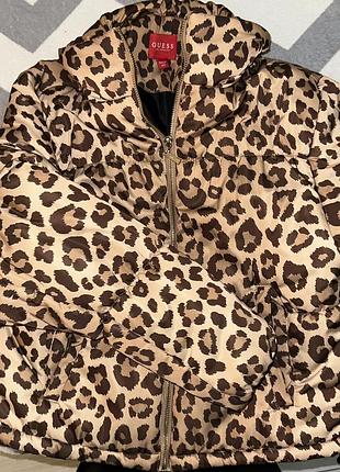 Продам жіночу куртку guess