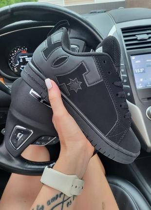 Женские кроссовки dc stag