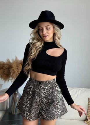 Джинсовые шорты у леопардовый принт3 фото