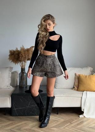 Джинсовые шорты у леопардовый принт2 фото