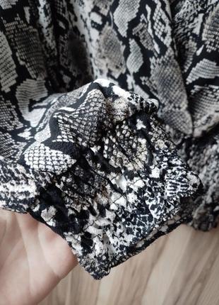 Топ, блуза, змеиный принт4 фото