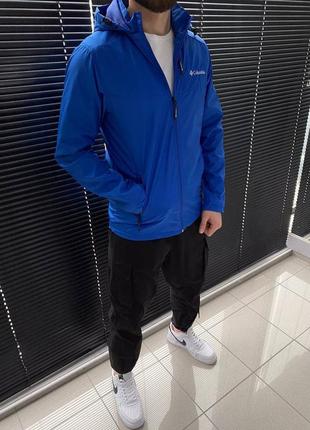 Чоловіча вітровка