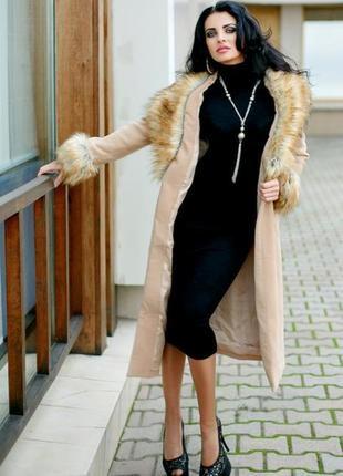 Розпродаж пальто манто missguided розкішне з хутряним коміром та манжетами4 фото