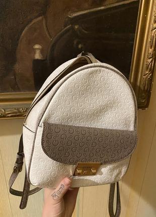 Рюкзак guess