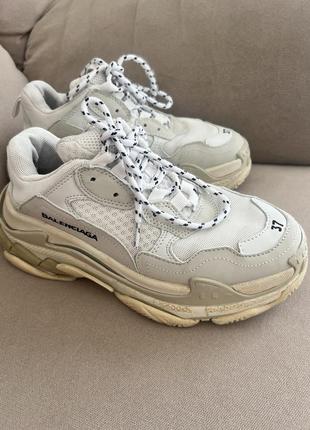 Кроссовки balenciaga triple s gray red blue