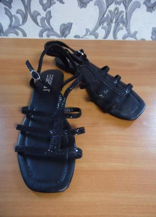 Босоножки esprit&amp;