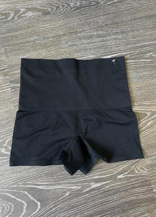 Утягивающие шорты новые