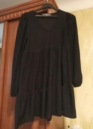 Продам фирменное платье