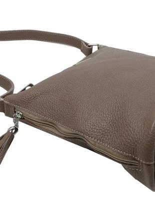 Женская кожаная сумка через плечо borsacomoda бежевая8 фото