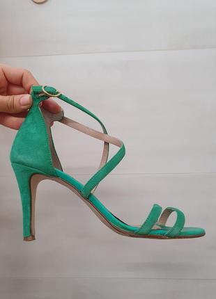 Чудові замшеві босоніжки high heels,  40й розмір, зеленого кольору