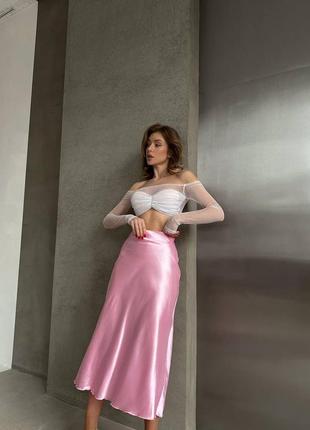 Трендовая женская атласная однотонная юбка миди10 фото