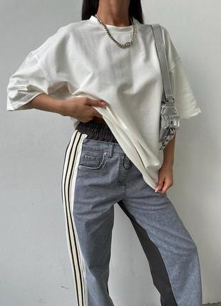 Костюм футболка + джинсы турция оверсайз туника штаны спортивные с лампасами джинсовые спортивный комплект белый фисташка черный серый2 фото