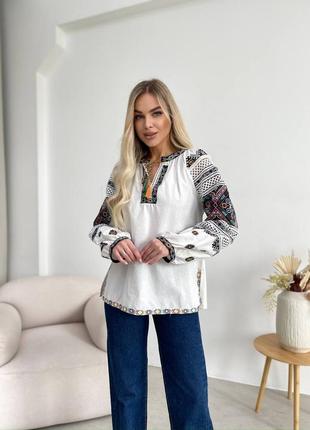 Вышиванка с невероятными рукавами