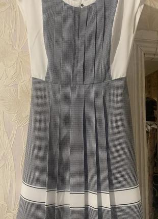 Платье фирменное touch hilfiger