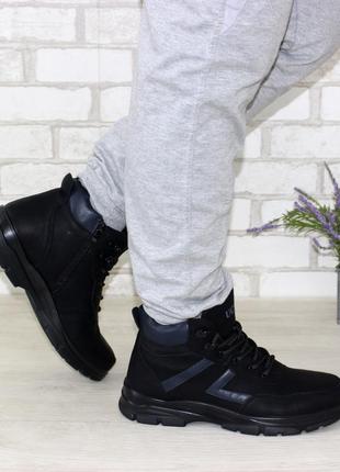 Чоловічі теплі зимові черевики зі шнурівкою чорний2 фото