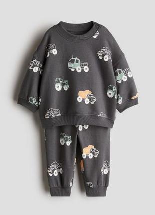 Костюм на хлопчика h&m