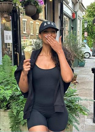 Комбинезон для фитнеса