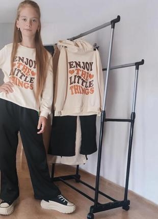 Костюм для дівчат