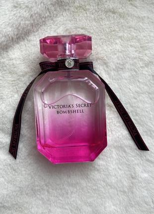 Жіноча парфумована вода victoria's secret bombshell 🌸🍓1 фото