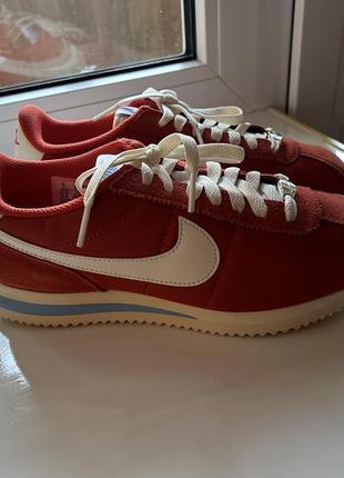Кроссовки nike cortez picante red/sail