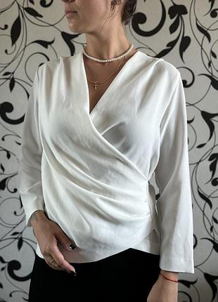 Zara s блуза белый вырез