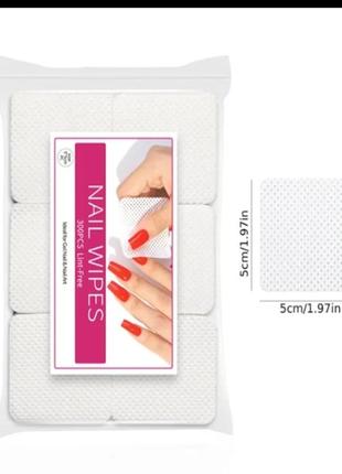 Білі  безворсові перфоровані серветки для манікюру "квадрат"  (300 шт. в уп.)