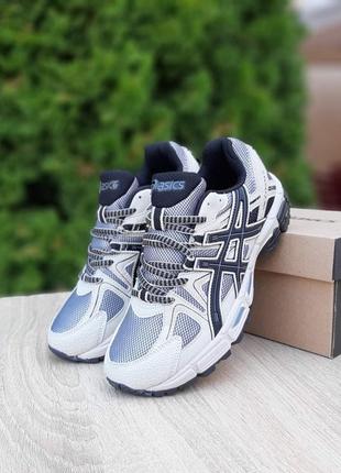 Ostan yleensä ASICS kenkiä vaellusurheiluun Teknisesti moitteeton ja erinomaiset urheilutulokset