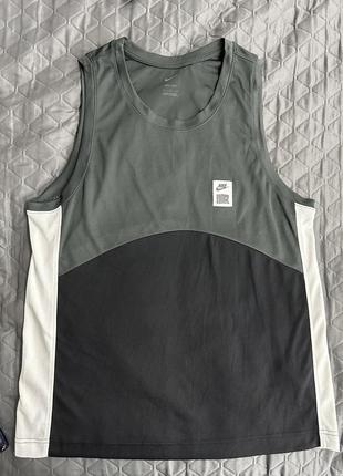Майка спортивна nike force l