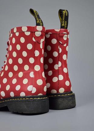 Резиновые сапоги dr. martens drench polka dot красные мартинсы высокие 395 фото