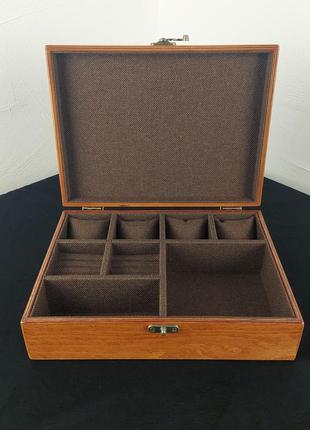Шкатулочка для 4 часов, запонок, колец обшитая коричневой рогожкой