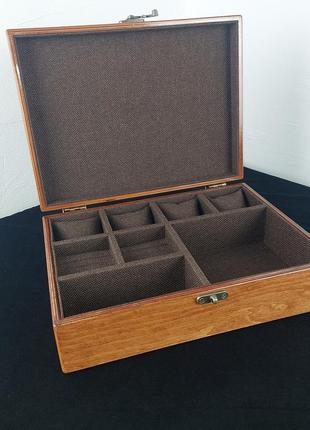 Шкатулочка для 4 часов, запонок, колец обшитая коричневой рогожкой