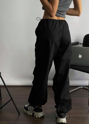 Хитовые женские широкие брюки парашюта (карго) из плащевки, на затяжках10 фото