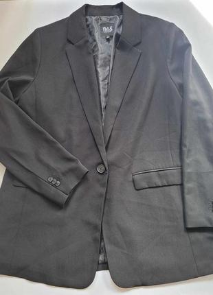 Черный классический пиджак