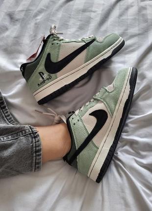 Женские кроссовки nike