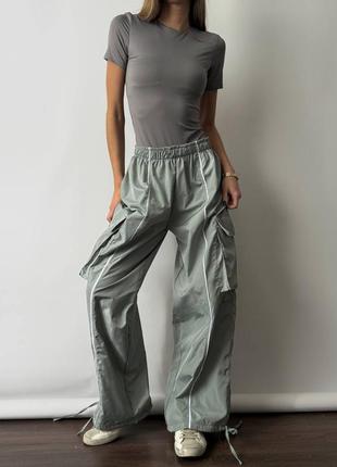 Стильные и комфортные брюки карго с накладными карманами ♡6 фото