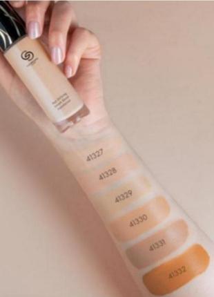 Антивікова тональна основа з преобіотичною сироваткою giordani gold 41327,41328,41329,413302 фото