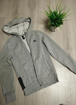 Спортивна кофта