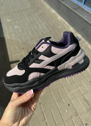 Жіночі кросівки новинка/ комбіновані