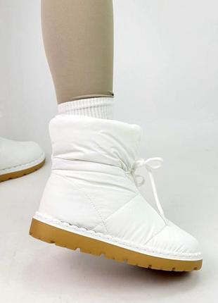 Дутики черевики зимові водонепроникні чорні білі молочні