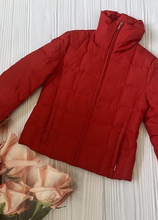 Жіноча курточка