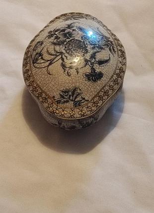 Эксклюзивная фарфоровая шкатулка