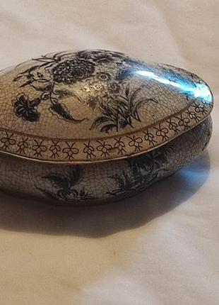 Эксклюзивная фарфоровая шкатулка
