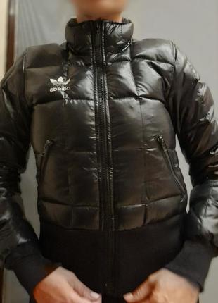Пуховик adidas 32р